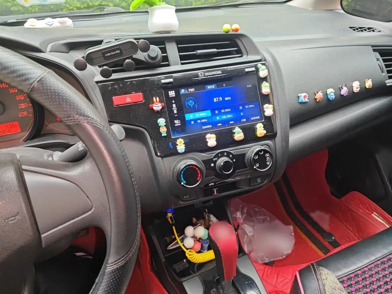 Honda Fit 2016 1.5L LX CVT Comfort Model — миниатюра 12