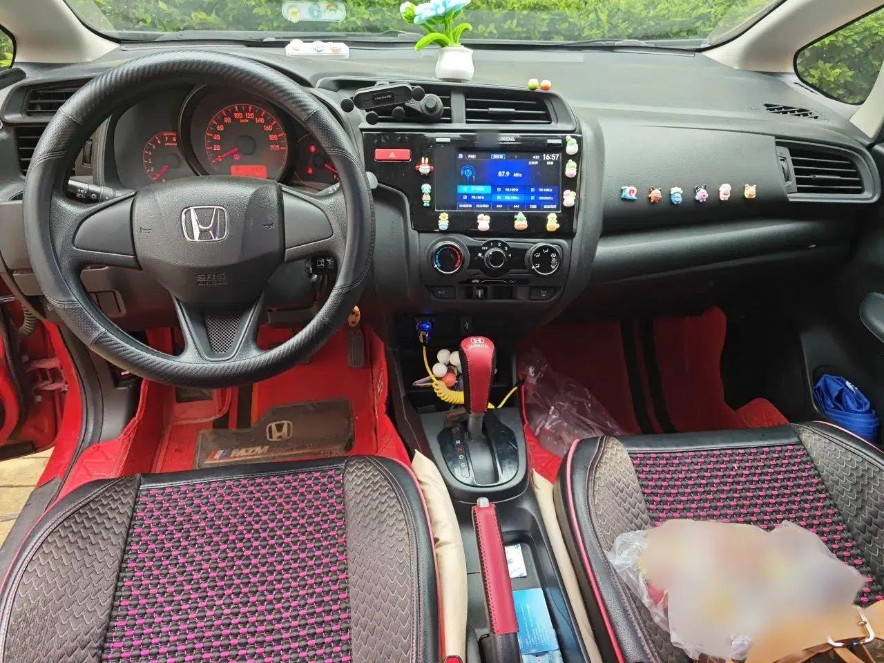 Honda Fit 2016 1.5L LX CVT Comfort Model — миниатюра 18