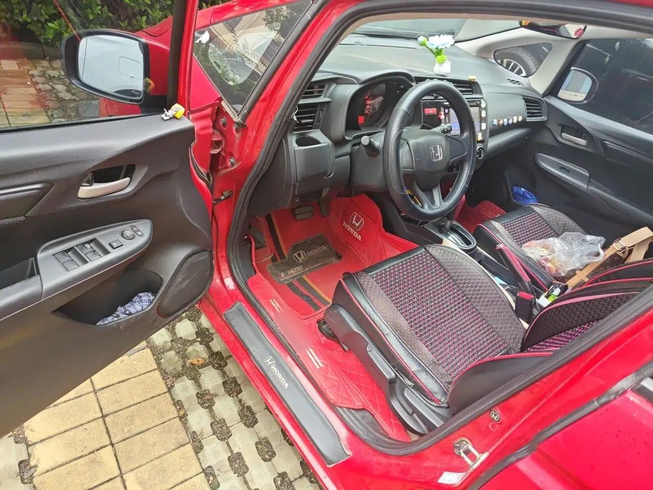 Honda Fit 2016 1.5L LX CVT Comfort Model — миниатюра 19