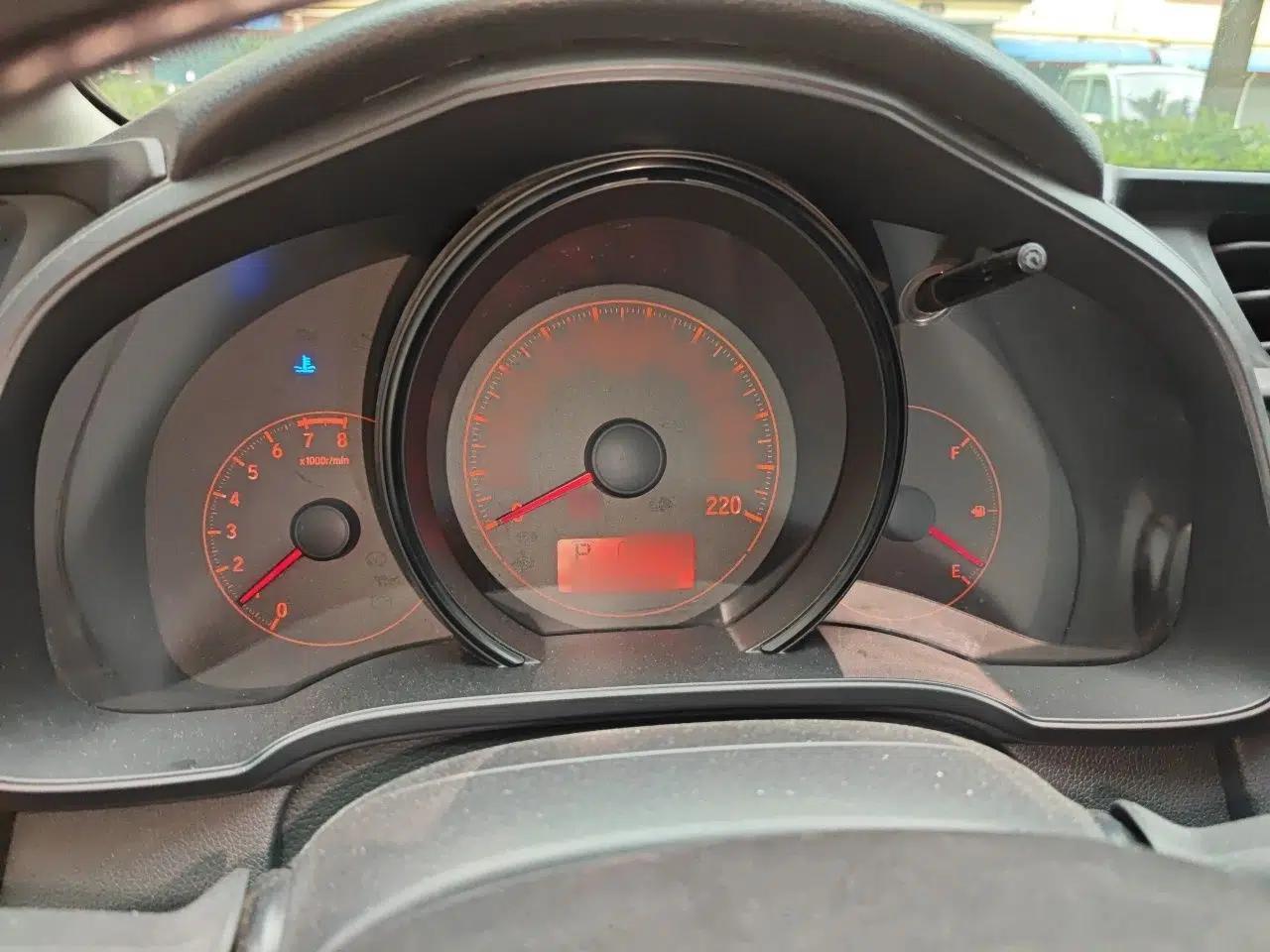Honda Fit 2016 1.5L LX CVT Comfort Model — миниатюра 10