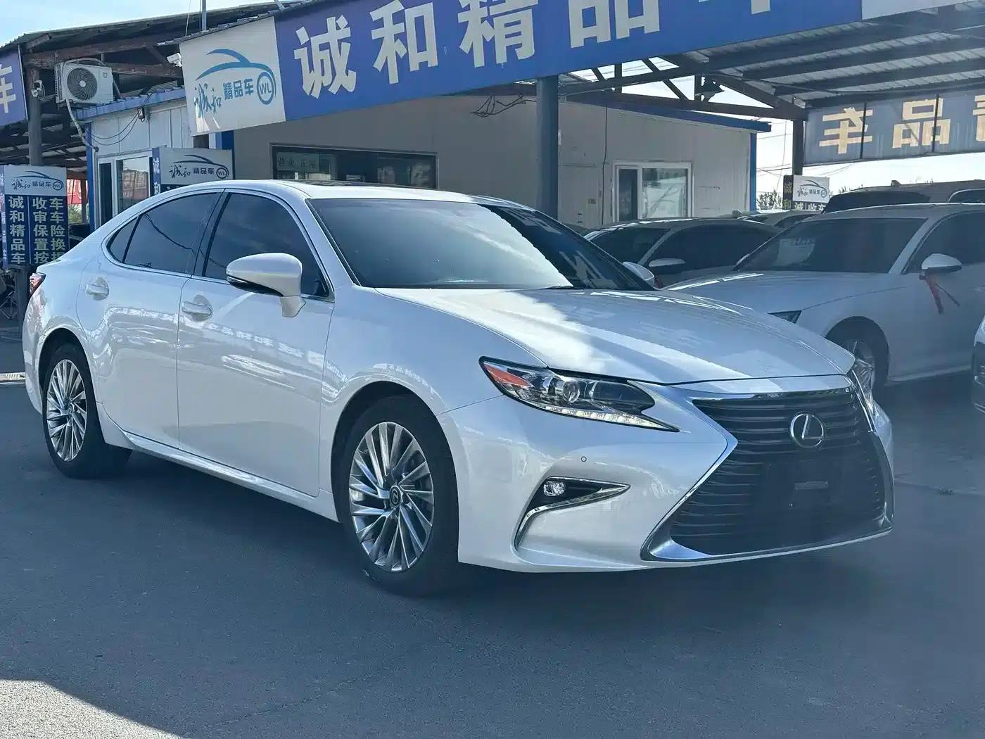 Lexus ES 2015 200 Elite Edition — миниатюра 3