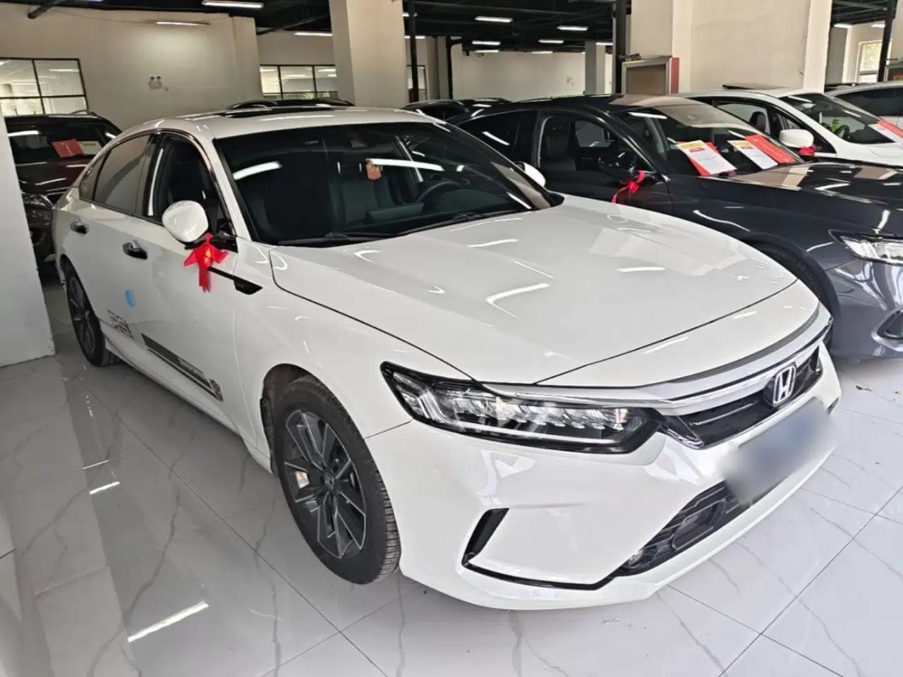 Honda Inspire 2022 260TURBO Elegant Edition — миниатюра 3