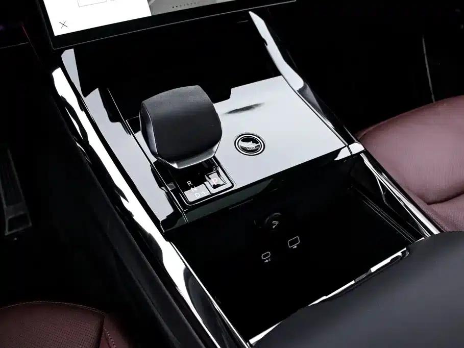 Range Rover Sport 2024 400PS Dynamic SE — миниатюра 9
