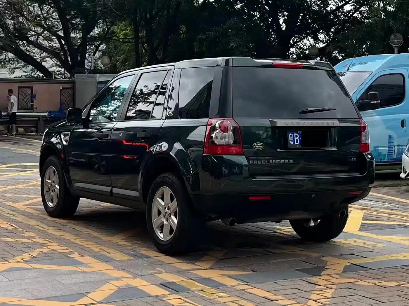 Freelander 2 2010 3.2 i6 Automatic SE Petrol Version — миниатюра 11