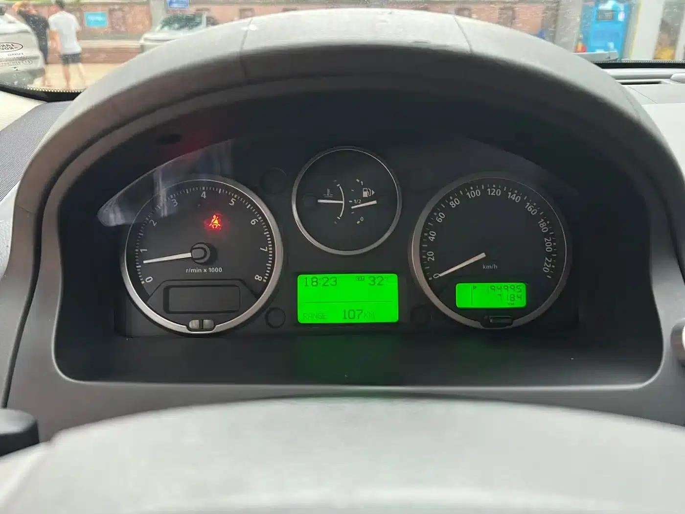 Freelander 2 2010 3.2 i6 Automatic SE Petrol Version — миниатюра 18