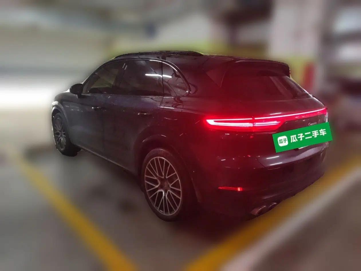 Porsche Cayenne E-Hybrid 2022 Cayenne E-Hybrid 2.0T Platinum Edition — миниатюра 4