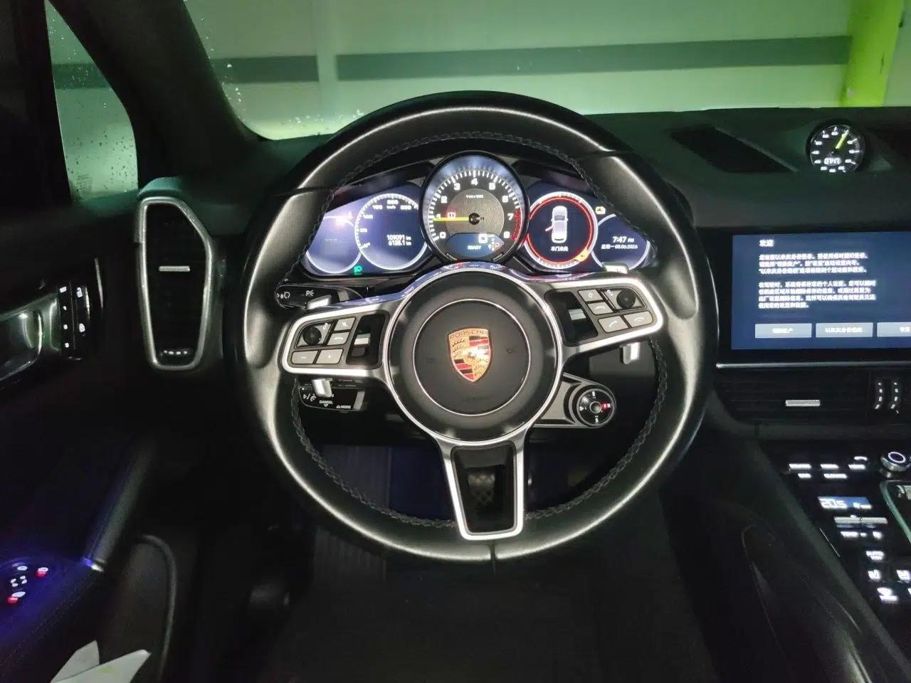 Porsche Cayenne E-Hybrid 2022 Cayenne E-Hybrid 2.0T Platinum Edition — миниатюра 10