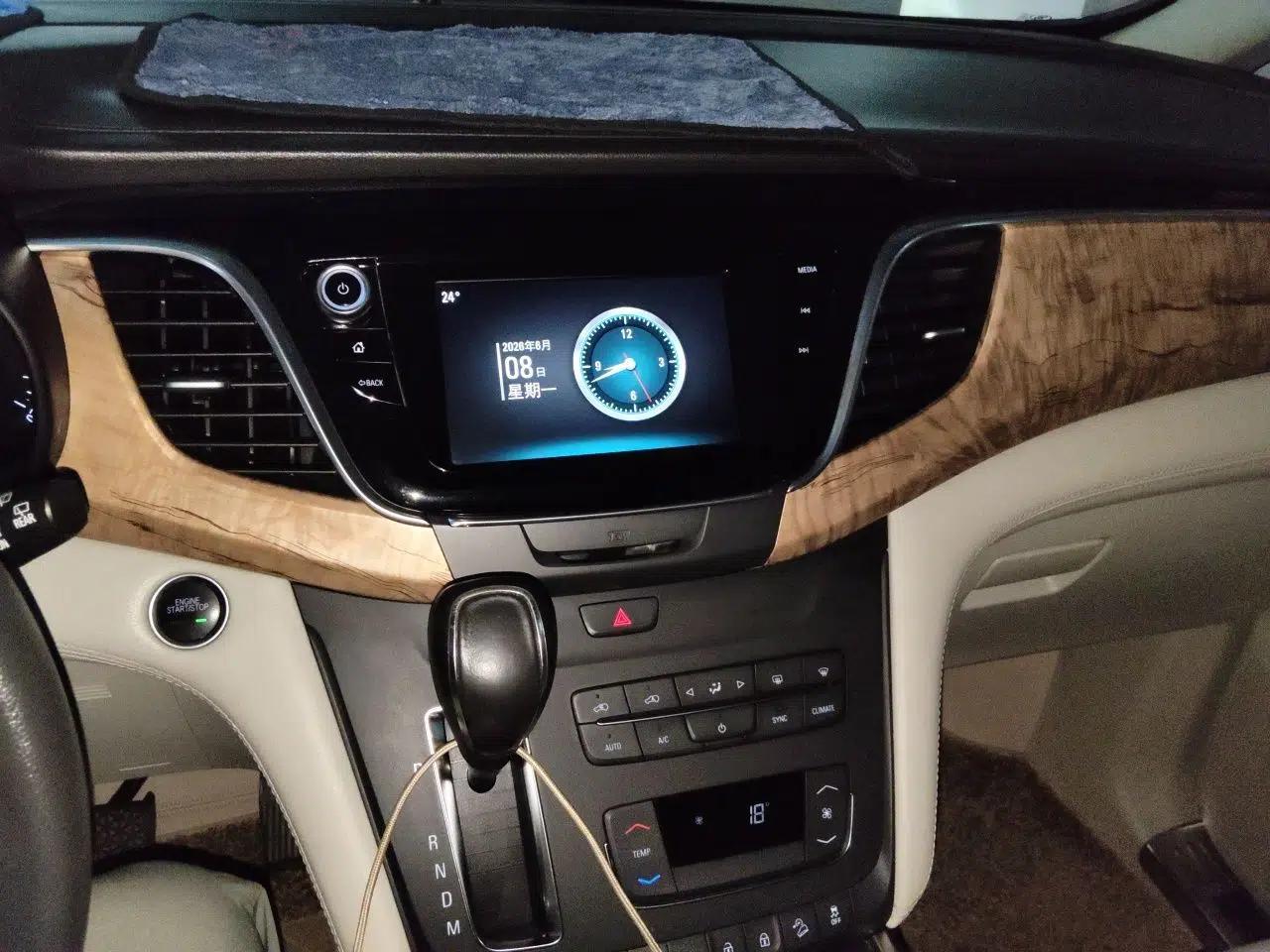 Buick GL8 2018 ES 28T Comfort Model China VI Standard — миниатюра 13