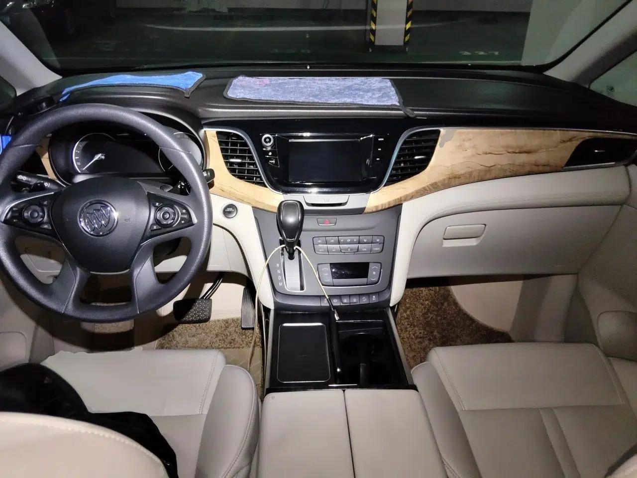 Buick GL8 2018 ES 28T Comfort Model China VI Standard — миниатюра 9