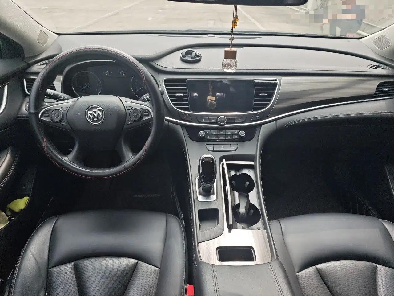Buick LaCrosse 2018 20T Elite Edition — миниатюра 9