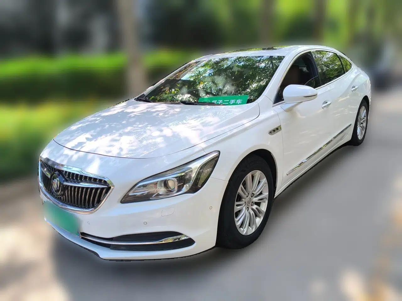 Buick LaCrosse 2016 20T Luxury Model — миниатюра 1