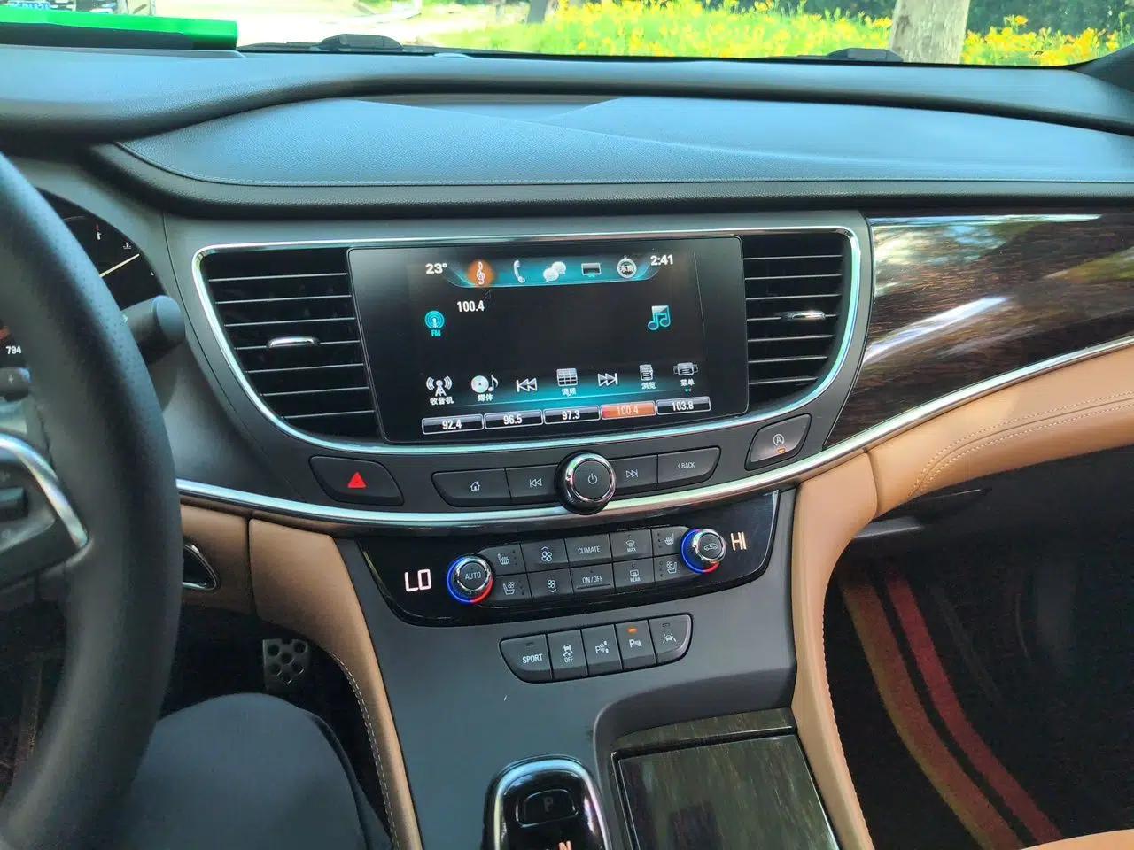 Buick LaCrosse 2016 20T Luxury Model — миниатюра 13