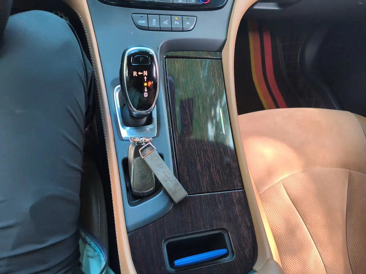 Buick LaCrosse 2016 20T Luxury Model — миниатюра 14