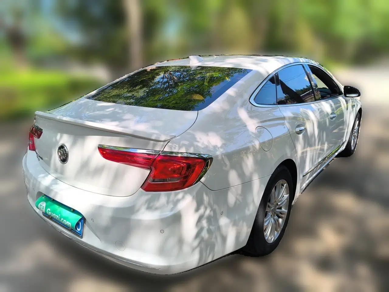 Buick LaCrosse 2016 20T Luxury Model — миниатюра 6