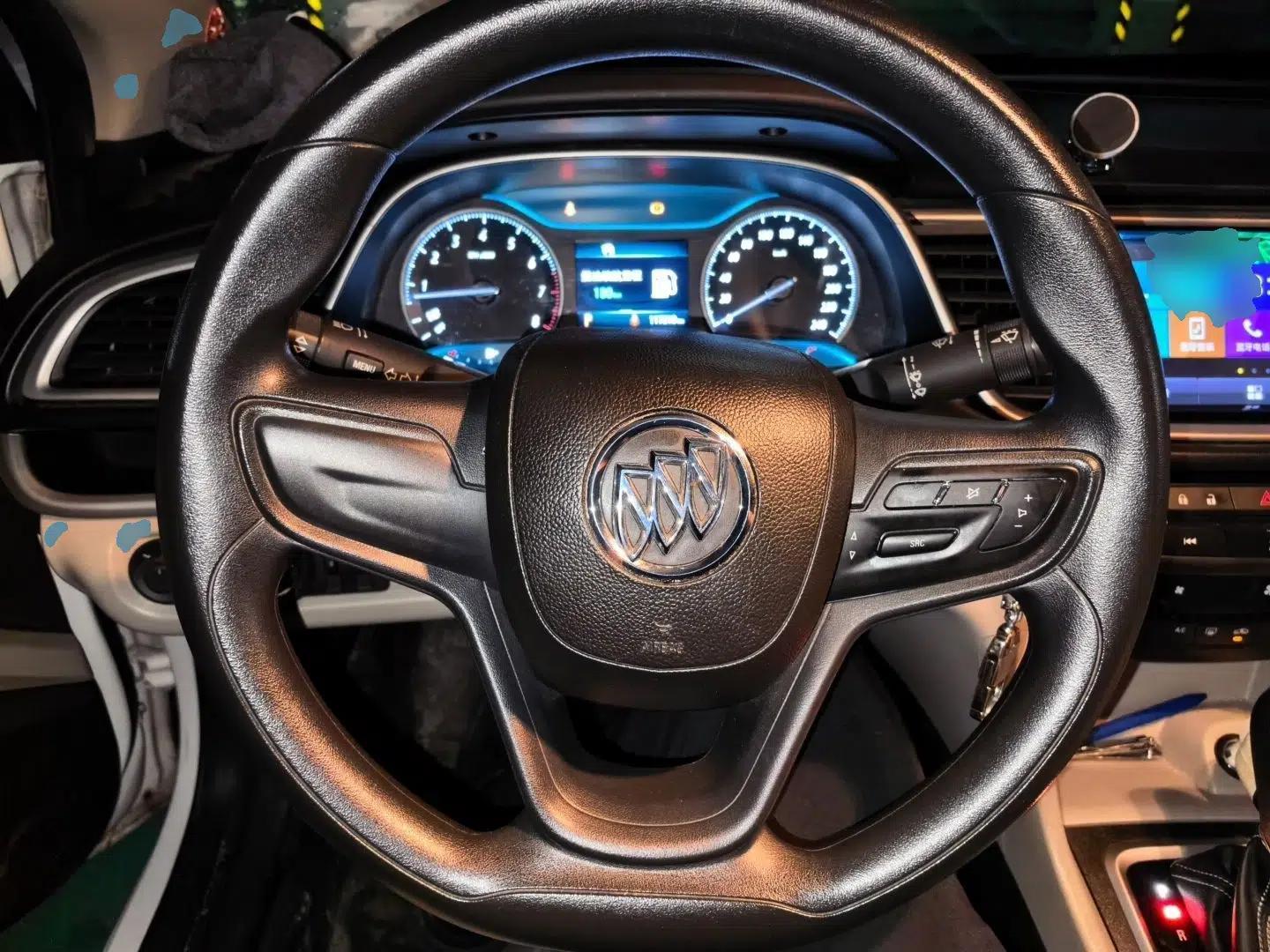 Buick GT 2017 15N Automatic Elite Version — миниатюра 10