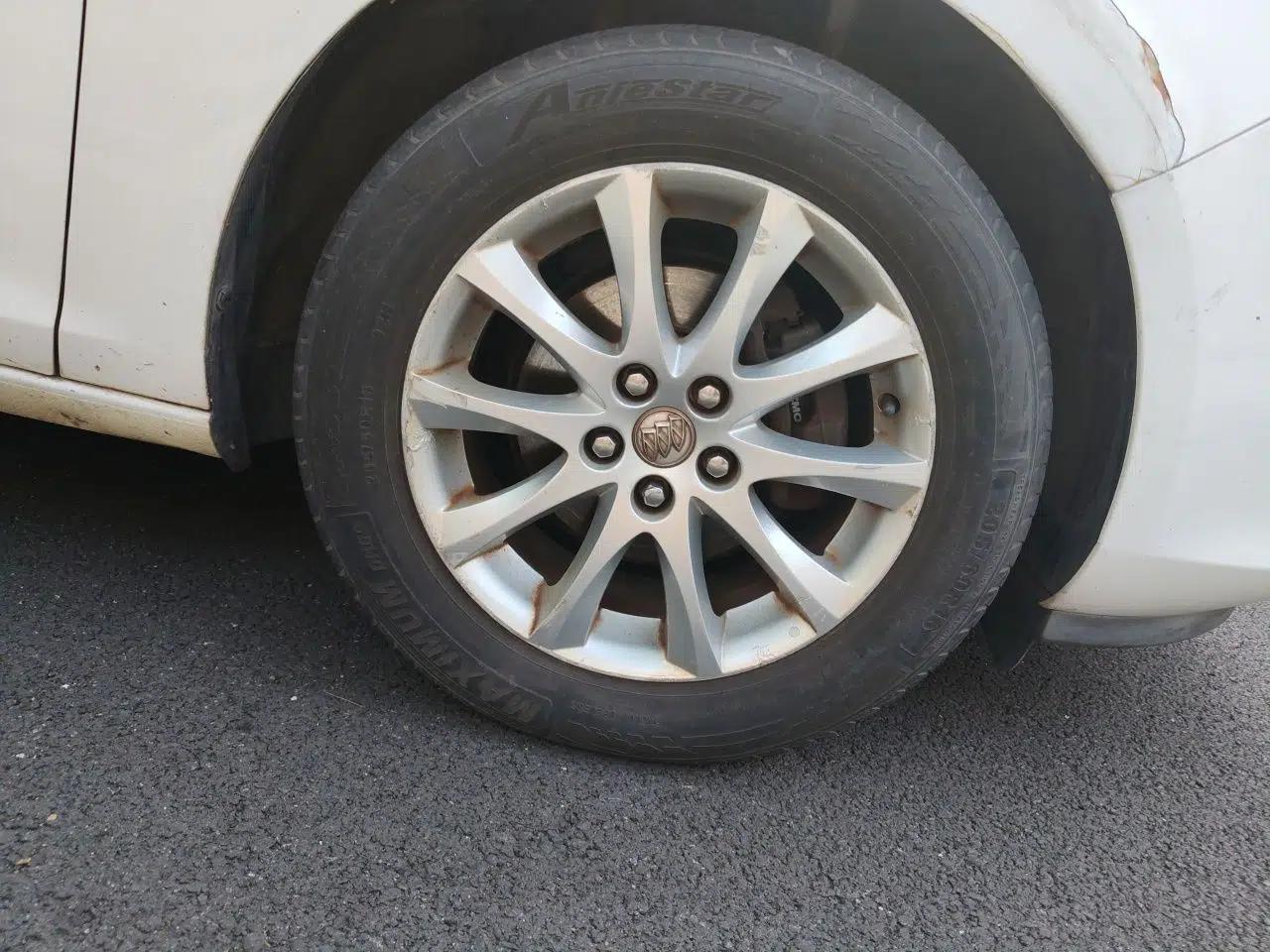 Buick GT 2010 XT 1.8L Automatic Fashion Edition — миниатюра 8