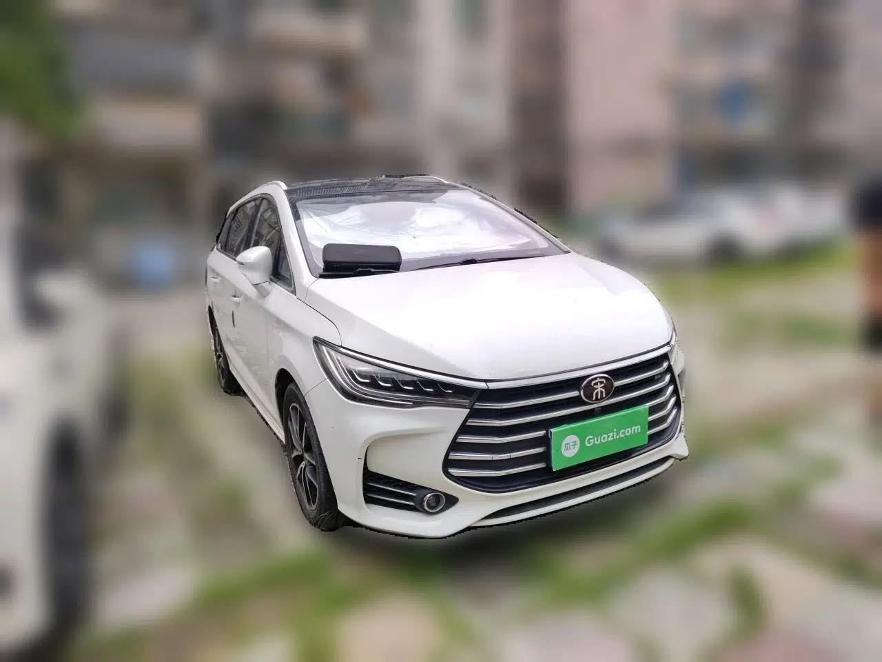 BYD Song MAX 2018 1.5T Automatic Smart Connect Luxury 6-Seater — миниатюра 3