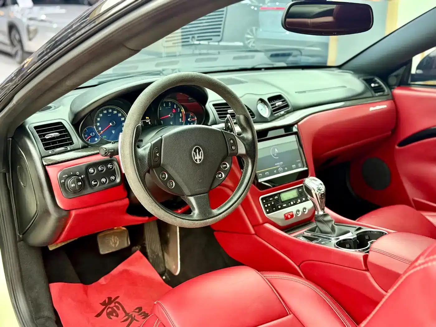 2013 GranTurismo 4.2L V8 — миниатюра 13