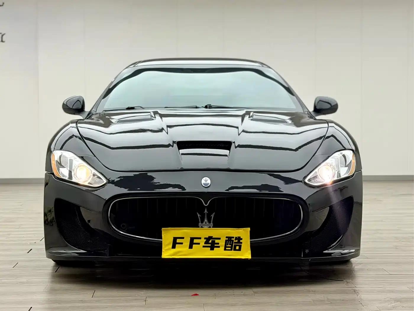 2013 GranTurismo 4.2L V8 — миниатюра 3