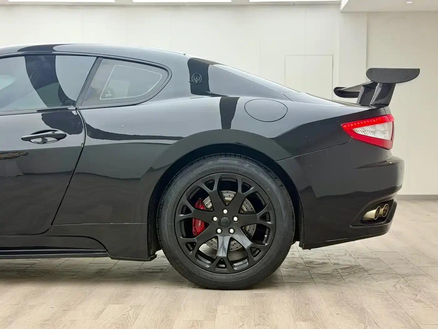 2013 GranTurismo 4.2L V8 — миниатюра 9