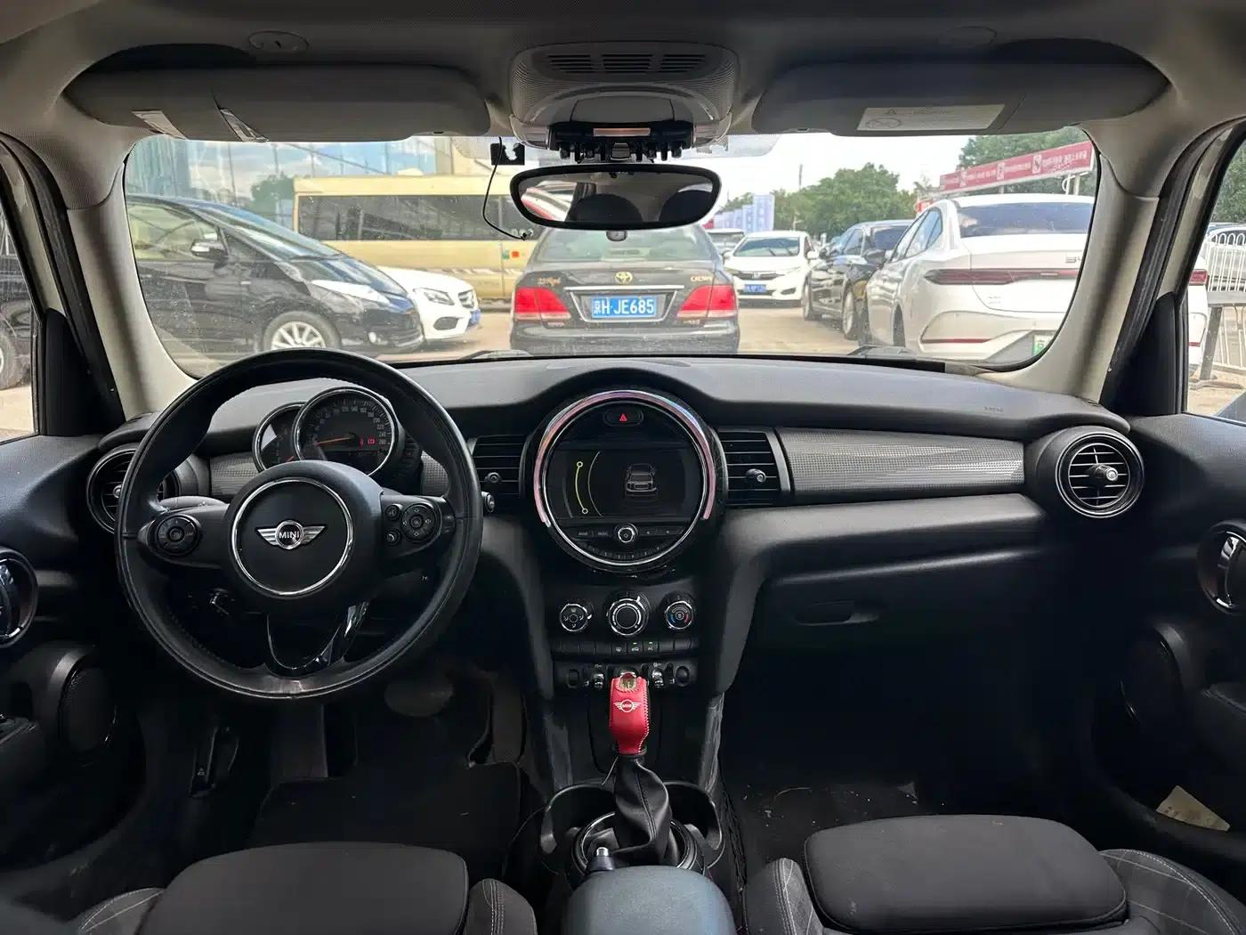2016 MINI 1.5T COOPER 5-door version — миниатюра 15