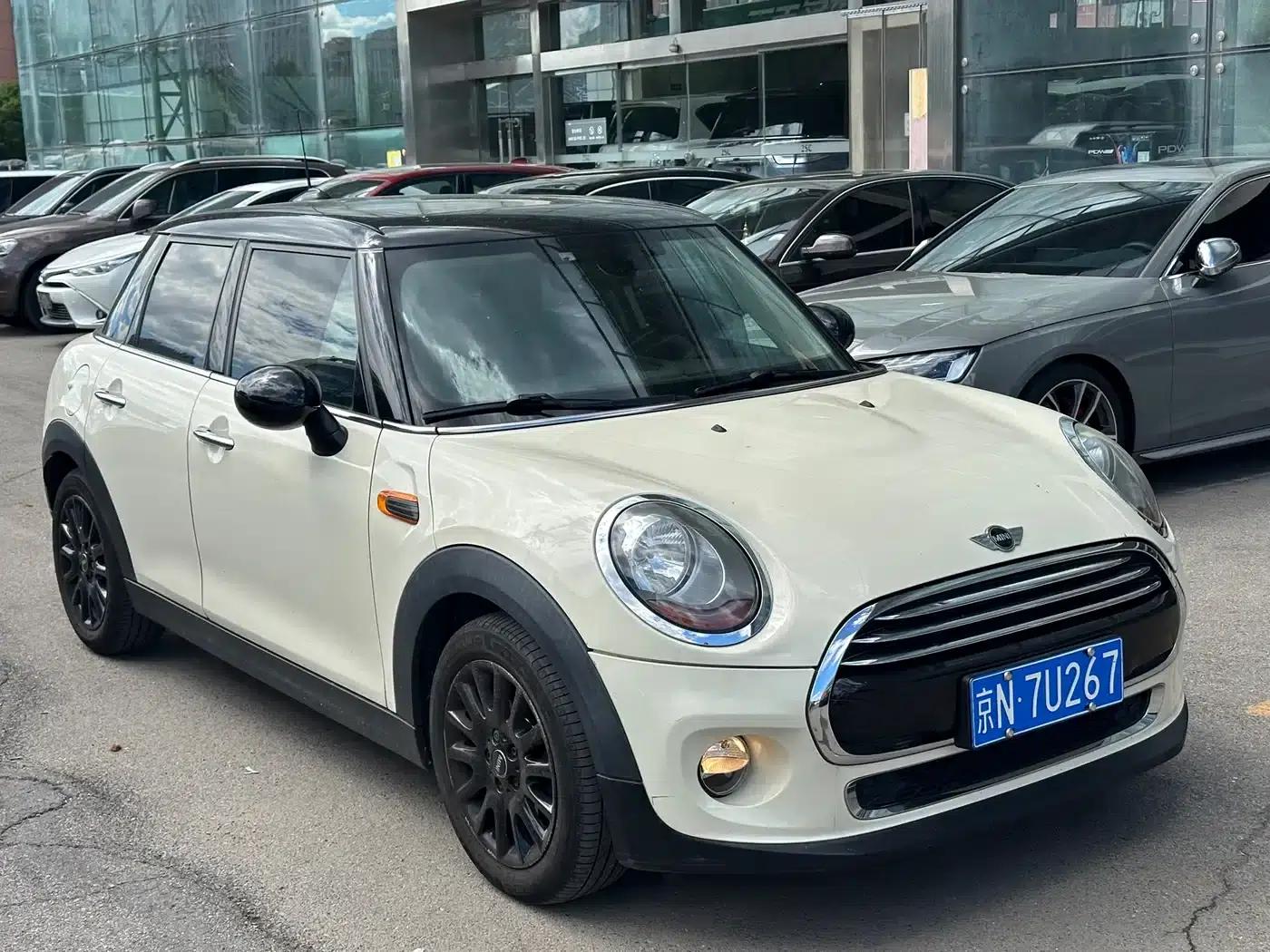 2016 MINI 1.5T COOPER 5-door version — миниатюра 3