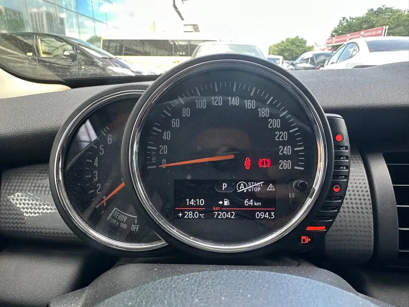 2016 MINI 1.5T COOPER 5-door version — миниатюра 9