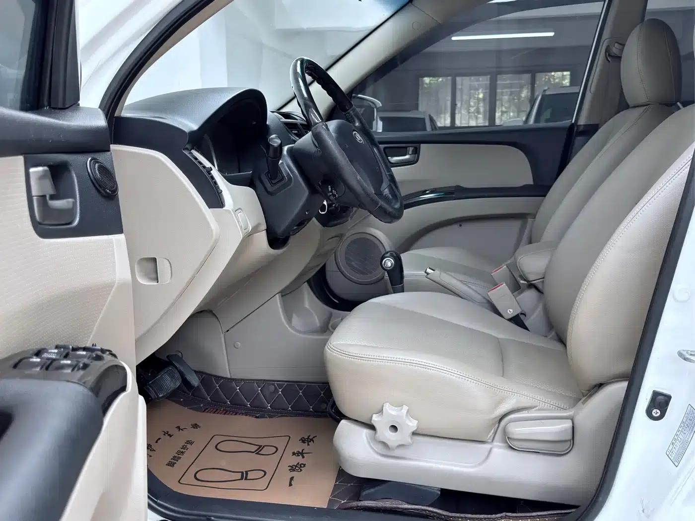 2012 Kia Sportage 2.0L Automatic 2WD GL — миниатюра 3
