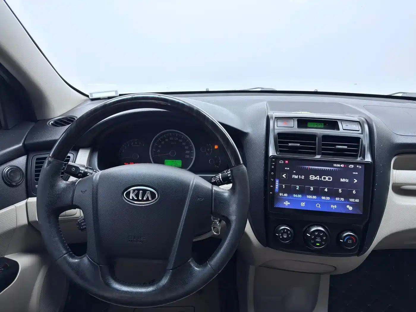 2012 Kia Sportage 2.0L Automatic 2WD GL — миниатюра 6