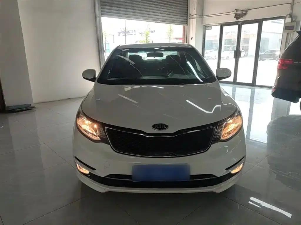 Kia K2 2015 Sedan 1.4L MT GLS — миниатюра 3