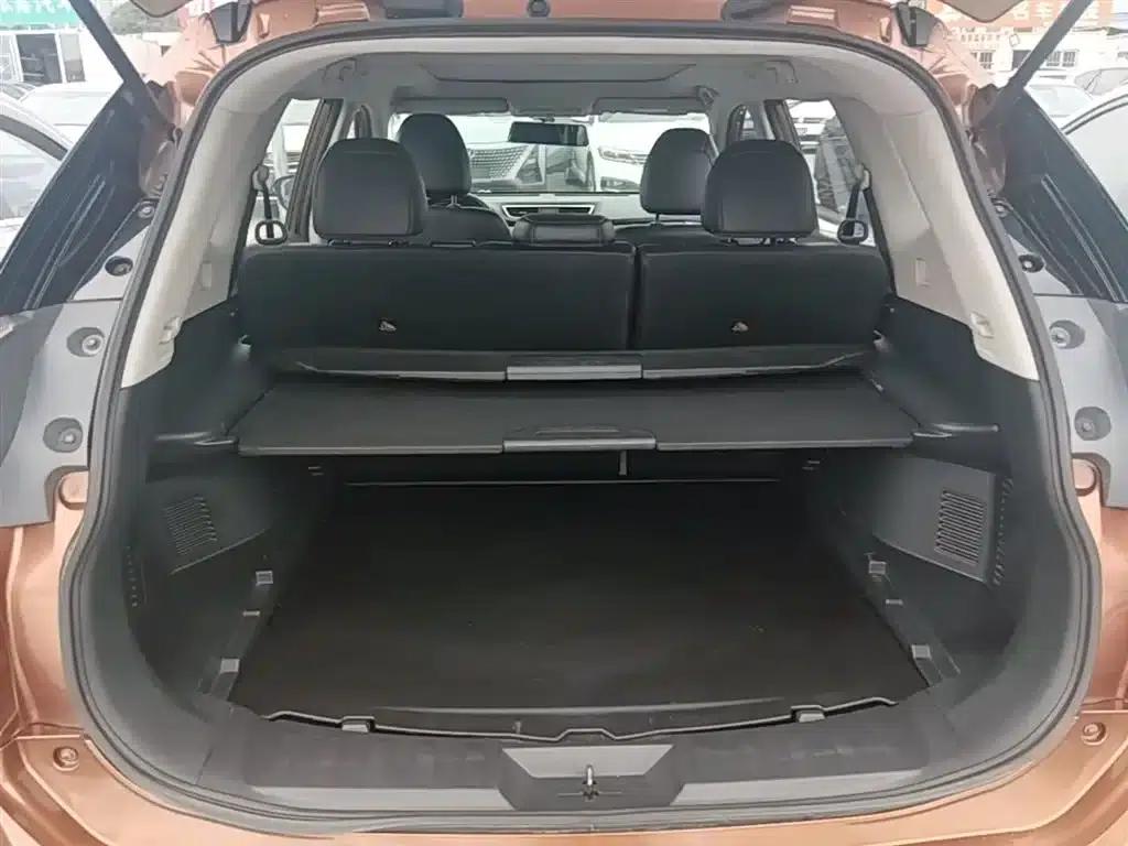 Nissan X-Trail 2014 2.0L CVT Comfort Edition 2WD — миниатюра 19