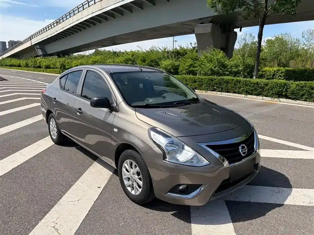 Nissan Sunny 2015 1.5XE CVT Comfort Edition — миниатюра 4
