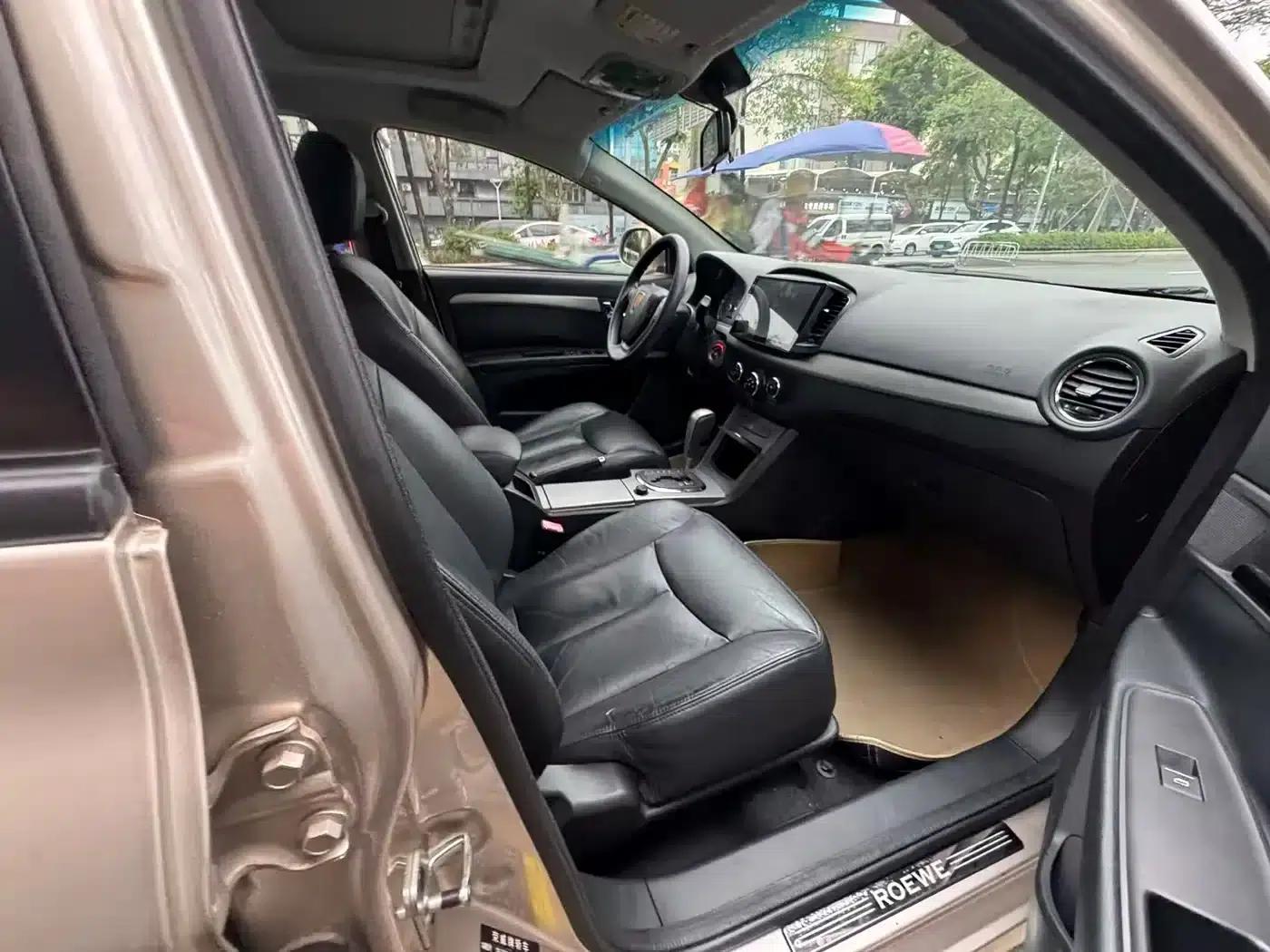 Roewe 350 2013 Model 350S 1.5L Automatic Speeding Edition — миниатюра 7