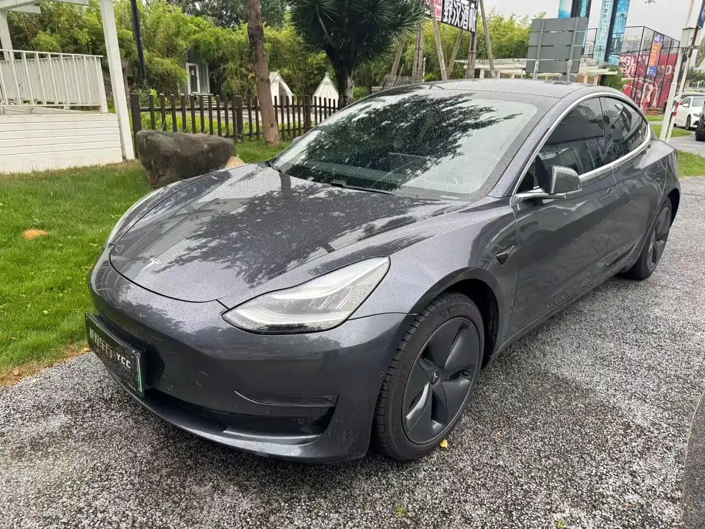 Model 3 2020 Facelift Long Range Rear-Wheel Drive — миниатюра 1