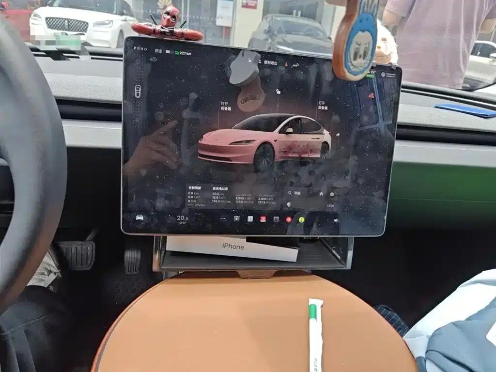 Model 3 2023 Rear-Wheel Drive — миниатюра 6