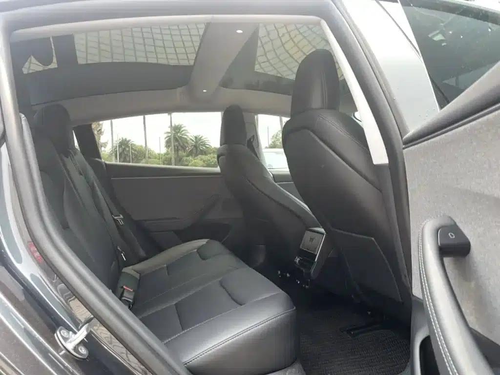 Model 3 2025 Rear-Wheel Drive — миниатюра 19