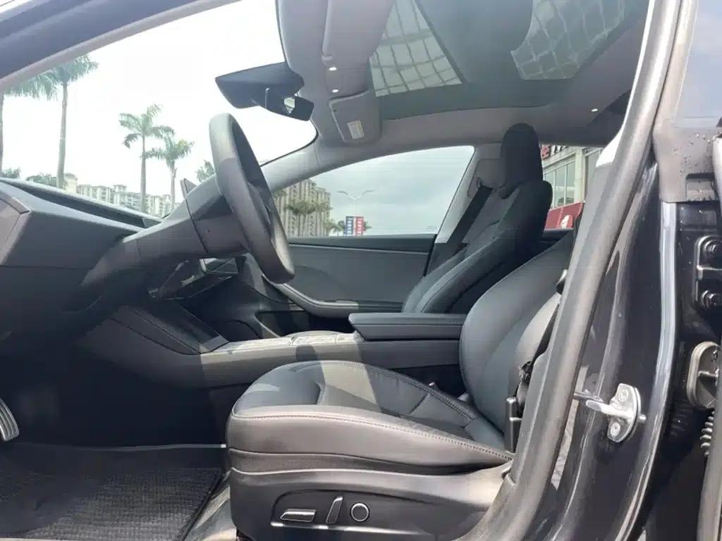 Model 3 2025 Rear-Wheel Drive — миниатюра 22