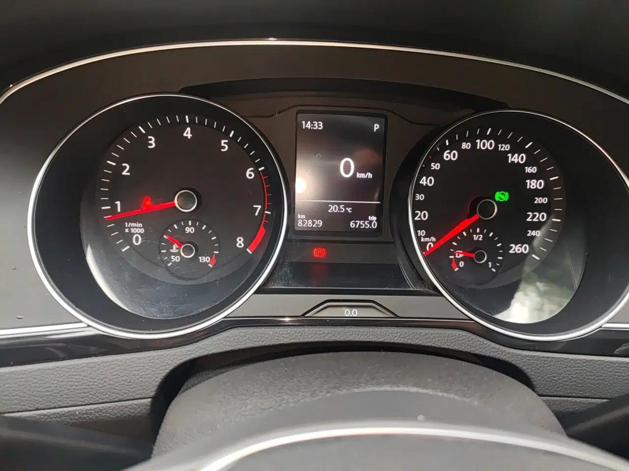 Volkswagen Magotan 2018 330TSI DSG Advanced Model — миниатюра 12