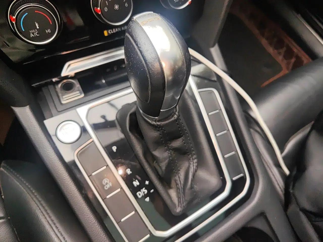 Volkswagen Magotan 2018 330TSI DSG Advanced Model — миниатюра 14