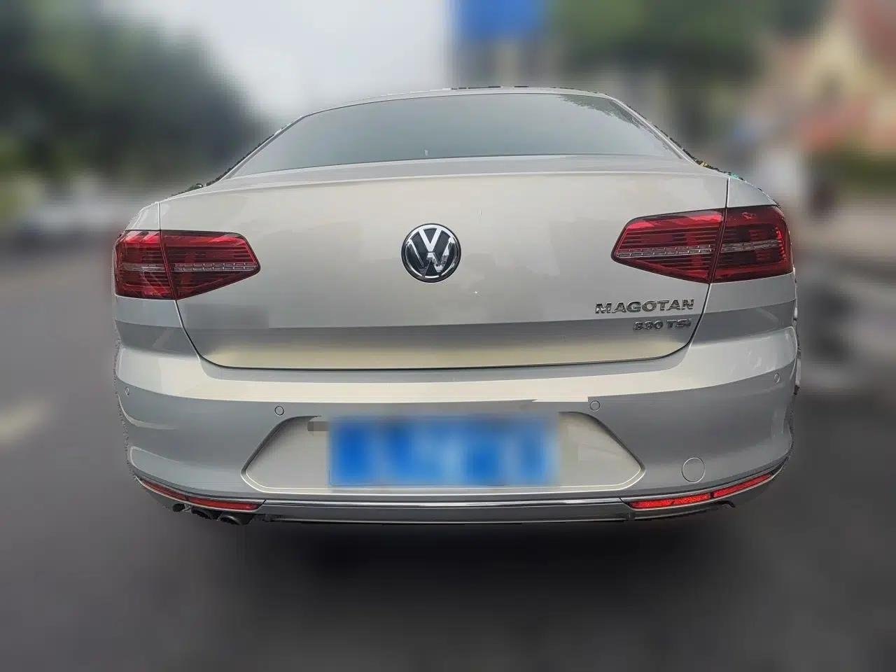 Volkswagen Magotan 2018 330TSI DSG Advanced Model — миниатюра 5