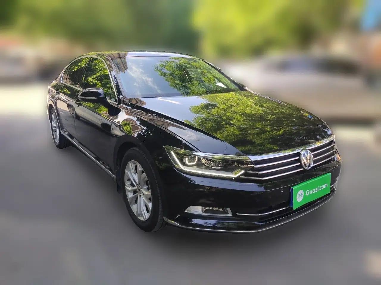 Volkswagen Magotan 2018 Facelift 330TSI DSG Luxury Model — миниатюра 3