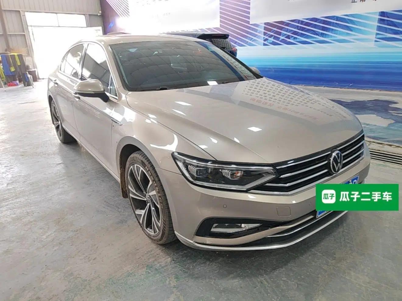 Volkswagen Magotan 2021 330TSI DSG 30th Anniversary Edition — миниатюра 3