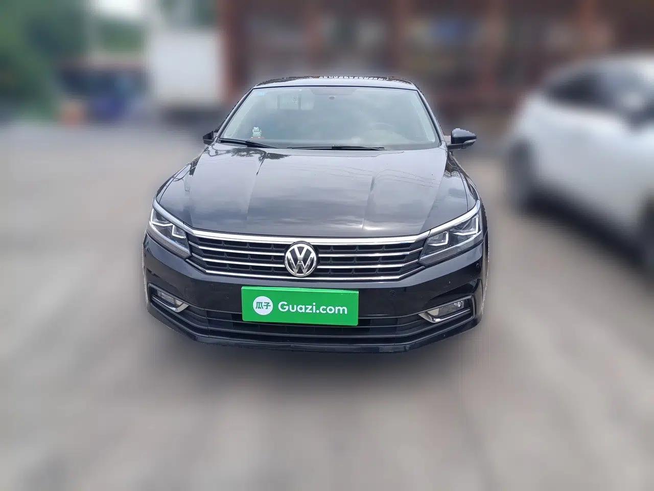 Volkswagen Passat 2017 280TSI DSG Luxury Edition — миниатюра 2