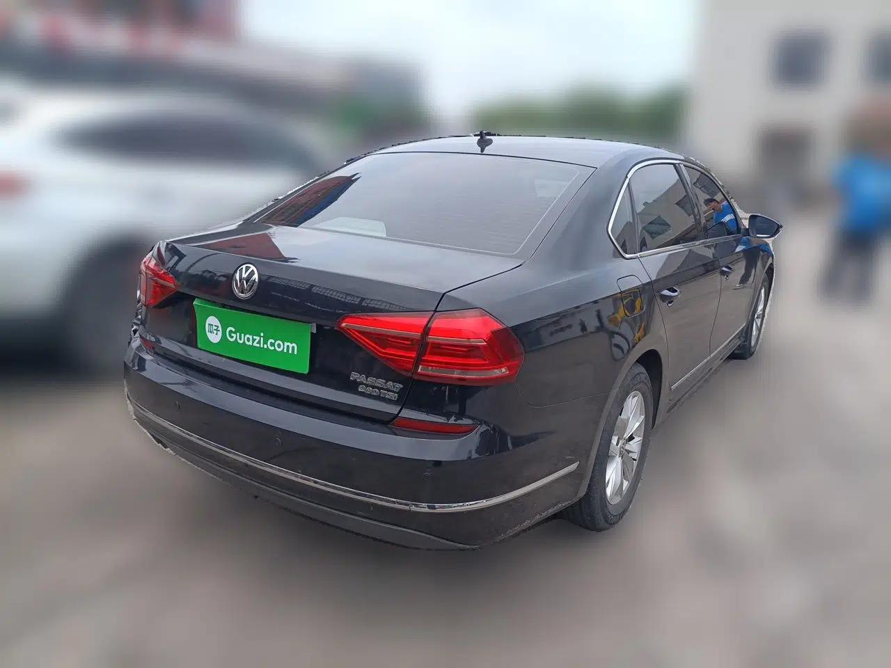 Volkswagen Passat 2017 280TSI DSG Luxury Edition — миниатюра 6