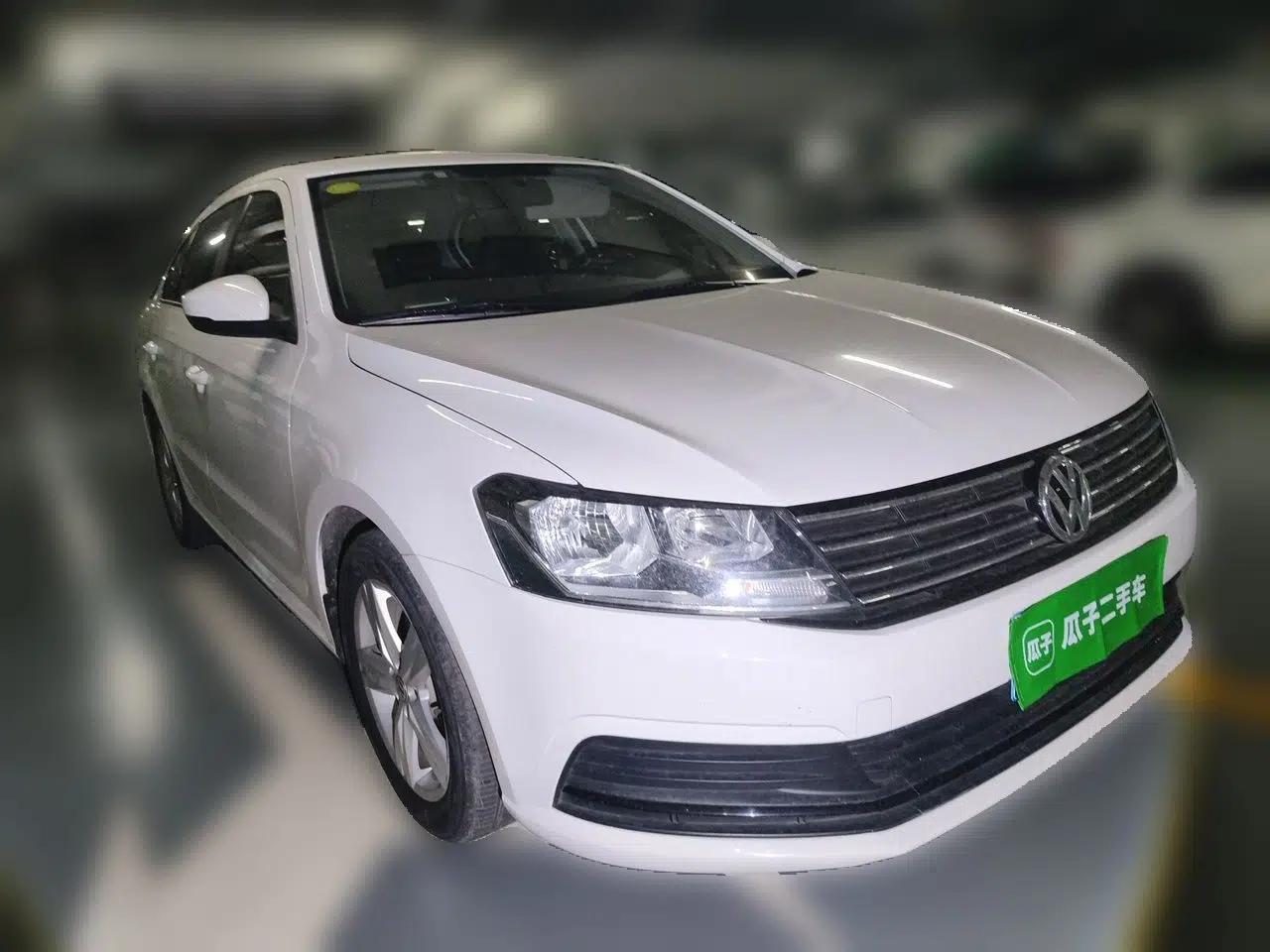 Volkswagen Lavida 2017 1.6L Automatic Fashion Edition — миниатюра 3