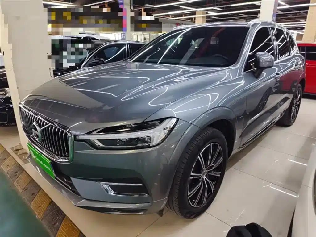 2021 Volvo XC60 T5 AWD Inscription Luxury Edition — миниатюра 2