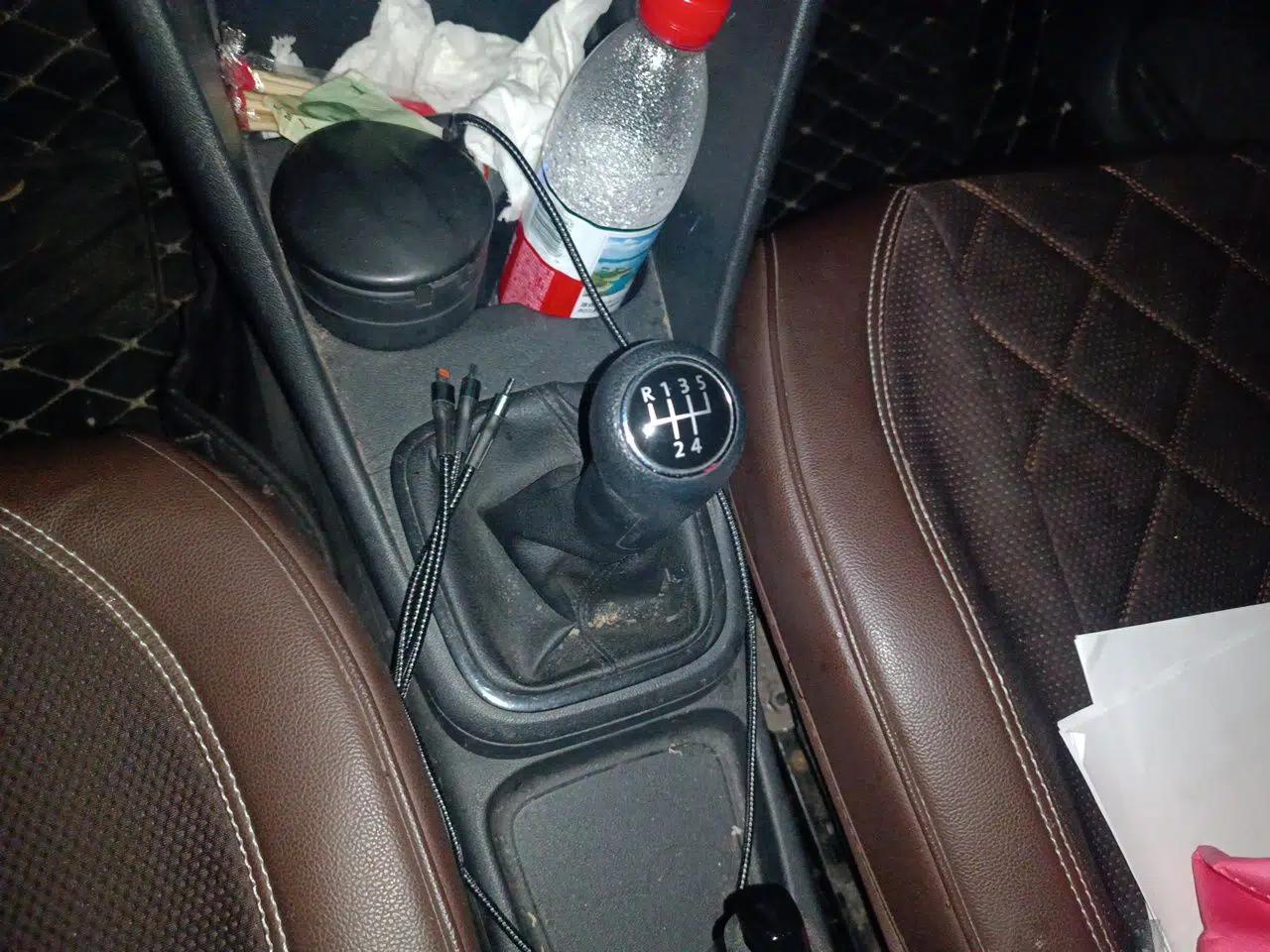 Volkswagen Polo 2013 1.4L Manual Comfort Edition — миниатюра 14