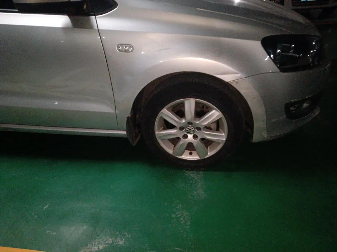 Volkswagen Polo 2013 1.4L Manual Comfort Edition — миниатюра 8
