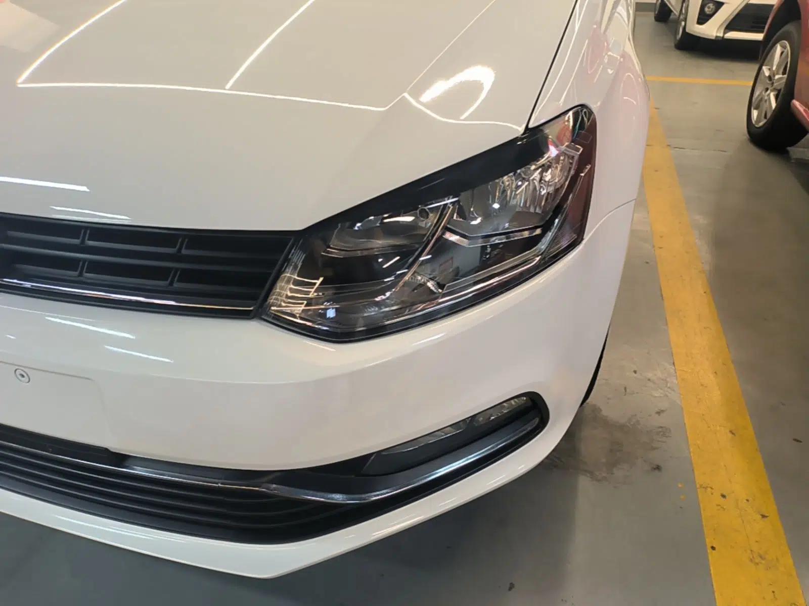 Volkswagen Polo 2016 1.6L Automatic Comfort Model — миниатюра 8