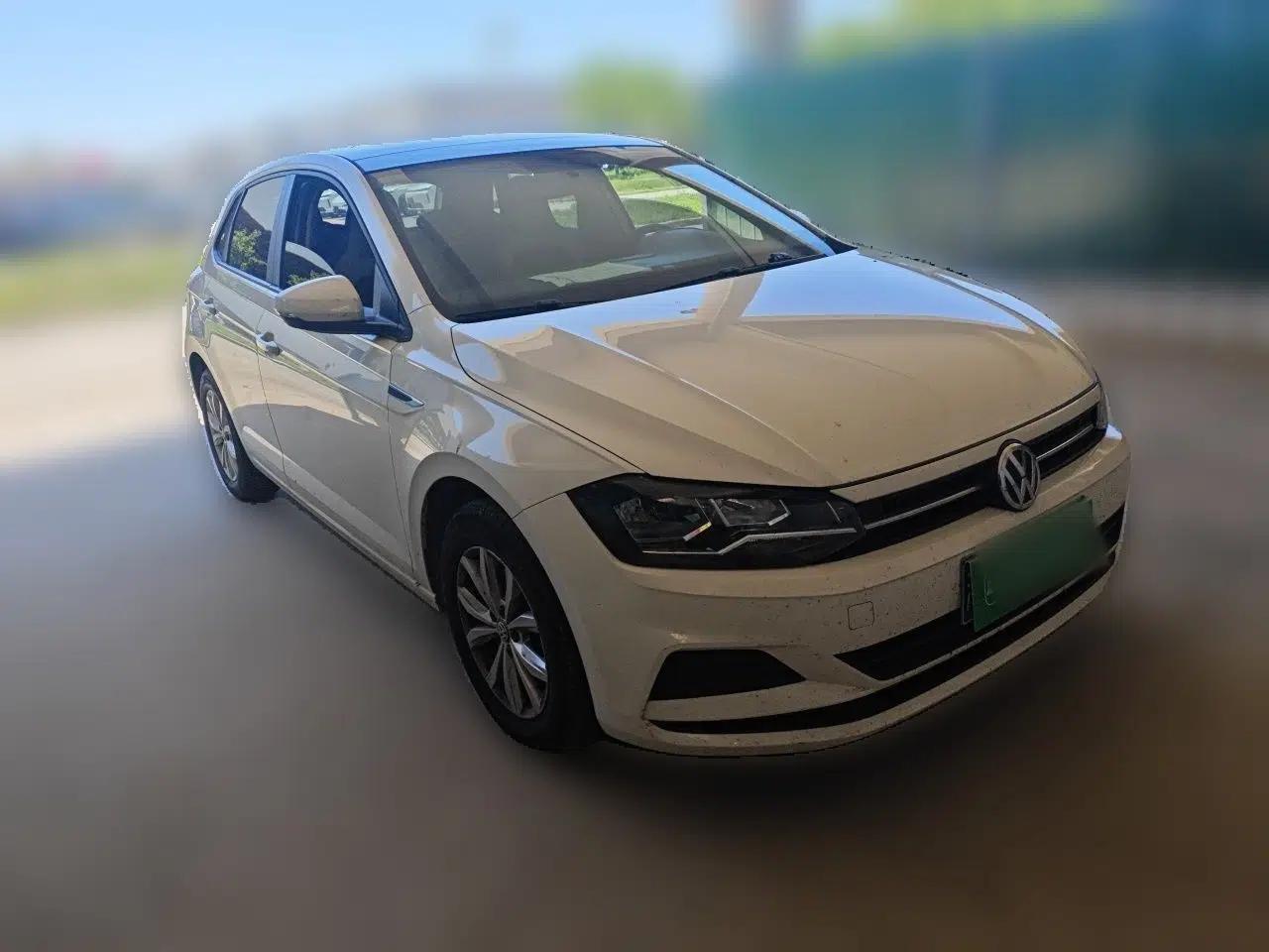 Volkswagen Polo 2019 Plus 1.5L Automatic Colorful Technology Edition — миниатюра 3